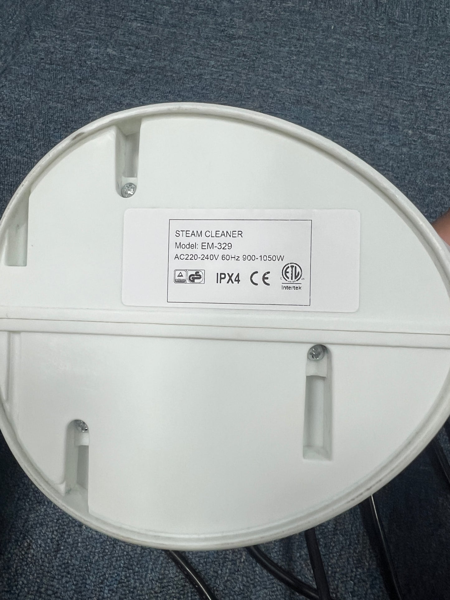 Handheld Steam Cleaner With Safety Lock, 500 Milliliter Large Water Tank And 12 Piece Accessory Set, For Removing Stubborn Dirt And Disinfecting Surfaces, Black And White