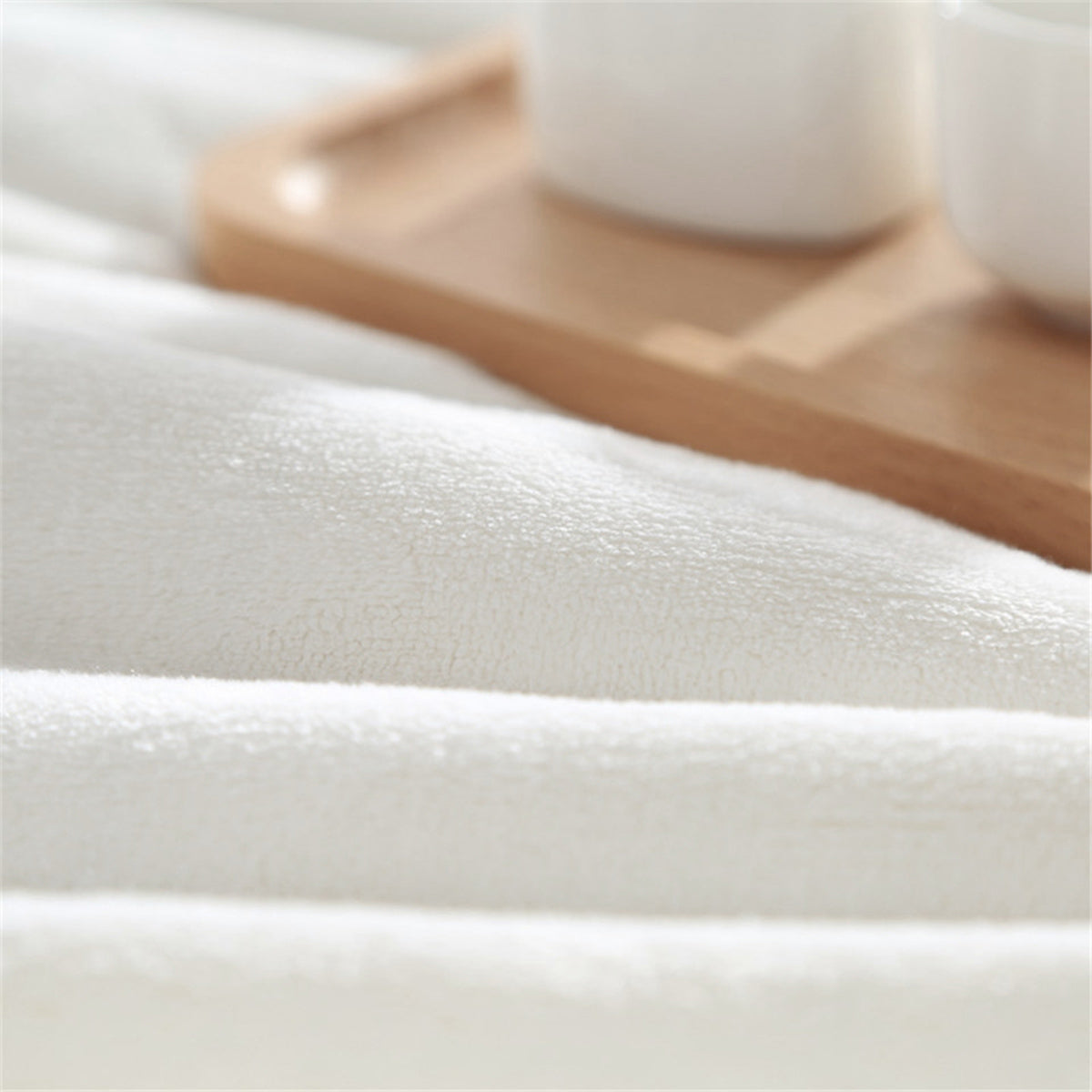 1pc Purple Morning Glory Hummingbird Print Flannel Blanket, Comfortable And Warm Home Throw For Bed, Sofa, Camping, And Multi-Scene Use With Seasonal Versatility