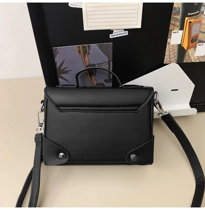Minimalist Leather Crossbody Bag for Men and Women - Al-Noor Bazaar
