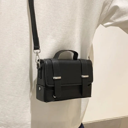 Minimalist Leather Crossbody Bag for Men and Women - Al-Noor Bazaar