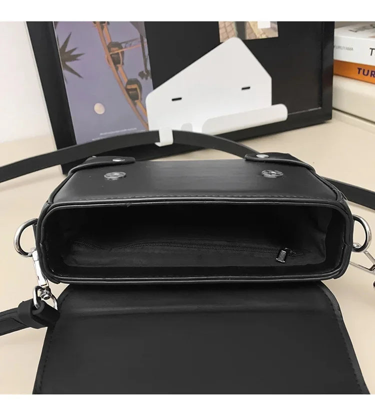 Minimalist Leather Crossbody Bag for Men and Women - Al-Noor Bazaar