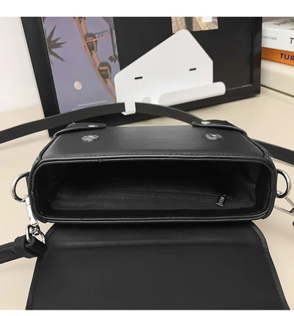 Minimalist Leather Crossbody Bag for Men and Women - Al-Noor Bazaar