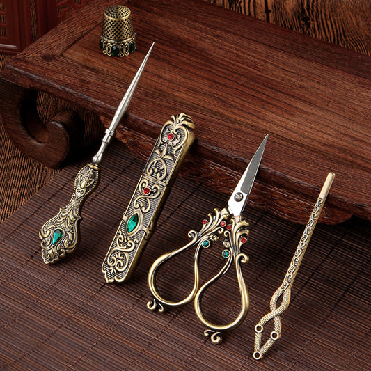 Phoenix Tail Scissors Set – Vintage Luxury Design